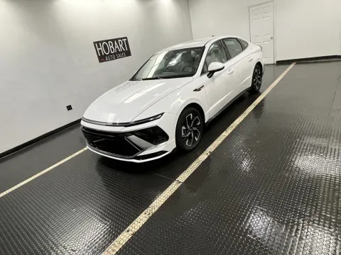 Another view of 2025 Hyundai Sonata SEL for sale in Hobart, IN at Hobart Auto Sales