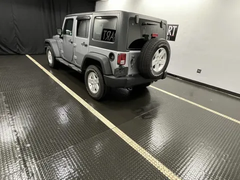 More photos of 2018 Jeep Wrangler JK Unlimited Sport S at Hobart Auto Sales, IN
