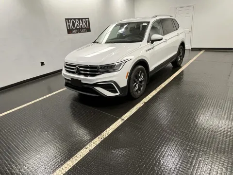 Another view of 2022 Volkswagen Tiguan SE for sale in Hobart, IN at Hobart Auto Sales