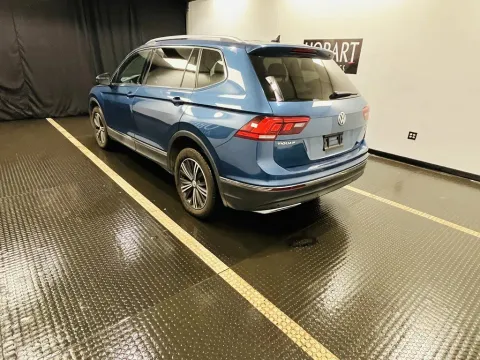 More photos of 2020 Volkswagen Tiguan SEL Premium R-Line at Hobart Auto Sales, IN