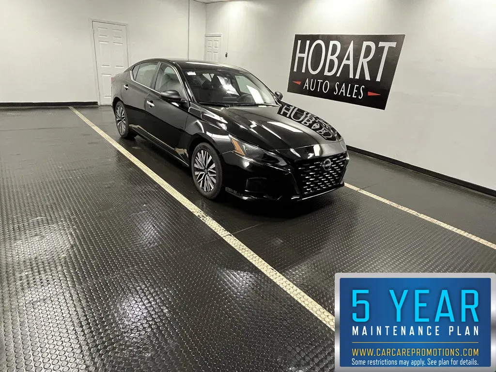 Black 2025 Nissan Altima SV for sale in Hobart, IN
