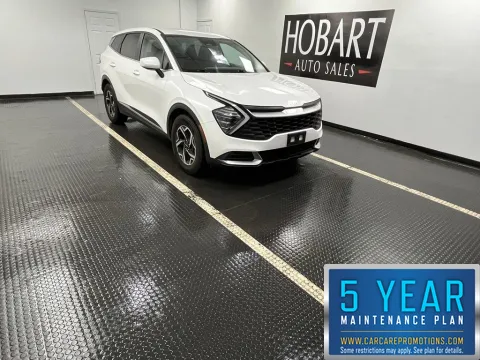 White 2024 Kia Sportage LX for sale in Hobart, IN
