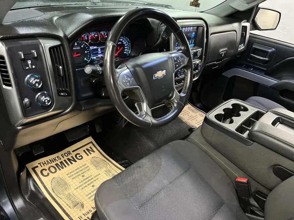 2018 Chevrolet Silverado 1500 LT Z71 - Photo 10