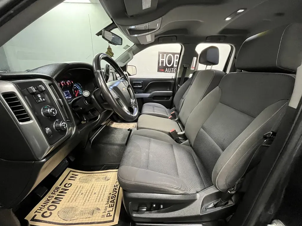 2018 Chevrolet Silverado 1500 LT Z71 - Photo 9
