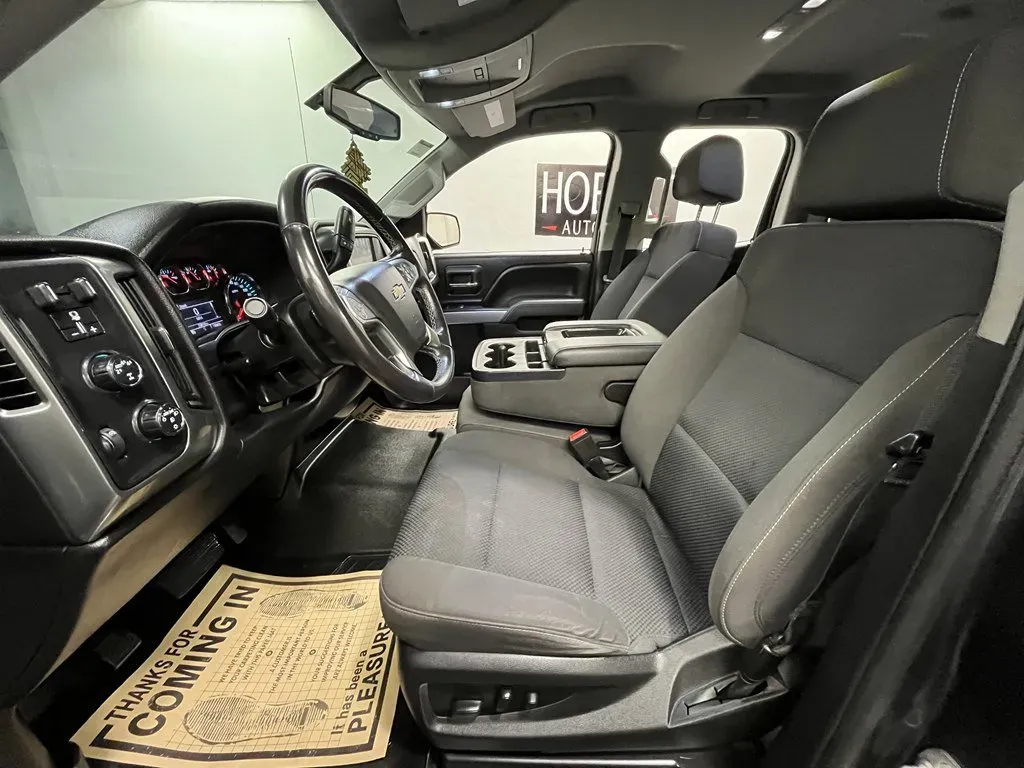 2018 Chevrolet Silverado 1500 LT Z71 - Photo 8