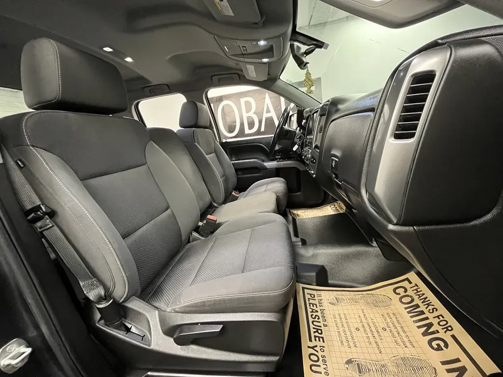 2018 Chevrolet Silverado 1500 LT Z71 - Photo 13