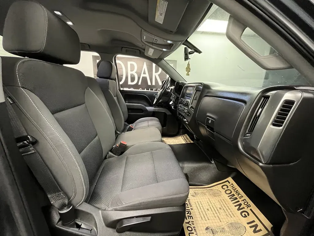 2018 Chevrolet Silverado 1500 LT Z71 - Photo 11