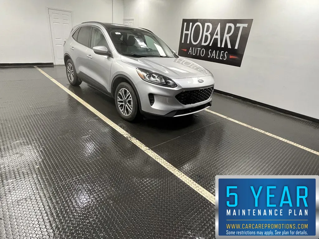 2020 Ford Escape SEL's photo