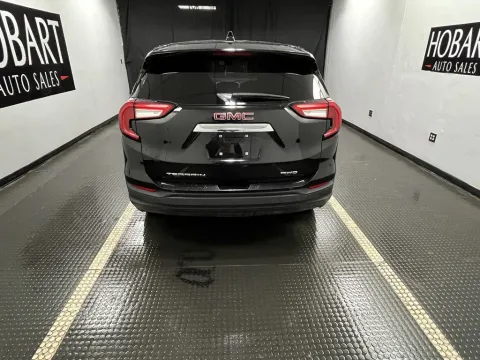 More photos of 2024 GMC Terrain SLE at Hobart Auto Sales, IN