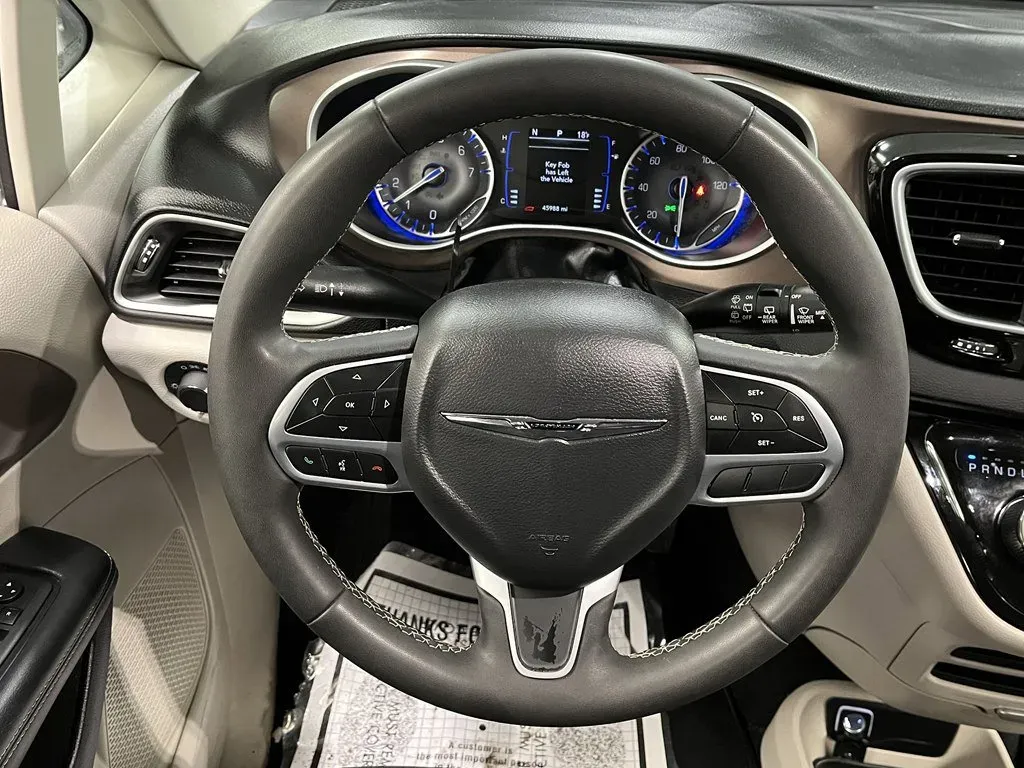 2024 Chrysler Voyager LX - Photo 22