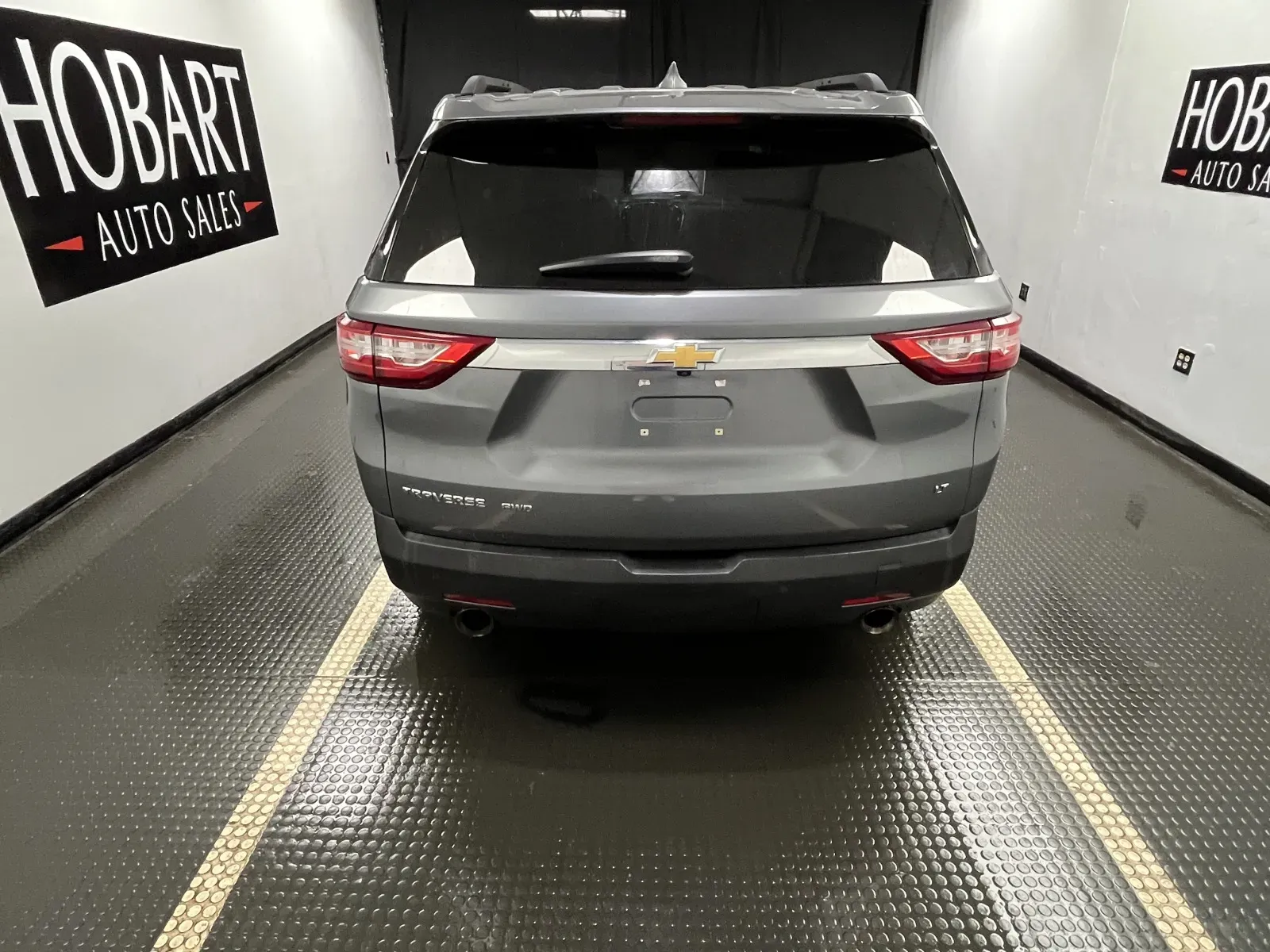 More photos of 2021 Chevrolet Traverse LT Cloth at Hobart Auto Sales, IN