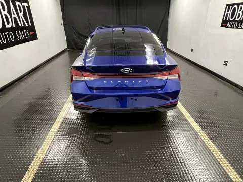 More photos of 2023 Hyundai Elantra SEL at Hobart Auto Sales, IN