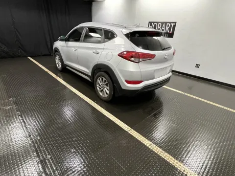 More photos of 2018 Hyundai Tucson SEL Plus at Hobart Auto Sales, IN