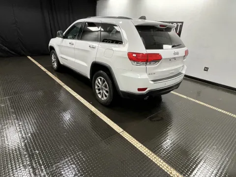 More photos of 2014 Jeep Grand Cherokee Limited at Hobart Auto Sales, IN