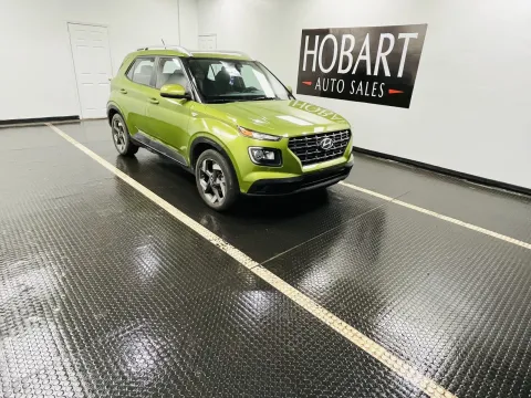 Green 2024 Hyundai Venue for sale in Hobart, IN