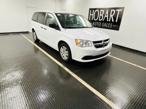 White 2019 Dodge Grand Caravan SE for sale in Hobart, IN