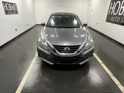 Photos of 2018 Nissan Altima 3.5 SL for sale in Hobart, IN at Hobart Auto Sales