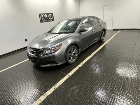 Another view of 2018 Nissan Altima 3.5 SL for sale in Hobart, IN at Hobart Auto Sales