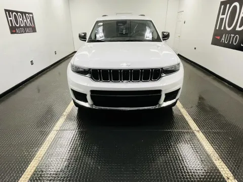 Photos of 2023 Jeep GRAND CHEROKEE for sale in Hobart, IN at Hobart Auto Sales