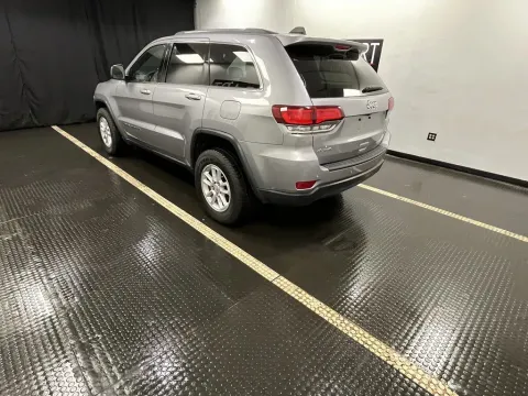 More photos of 2020 Jeep Grand Cherokee Laredo E at Hobart Auto Sales, IN