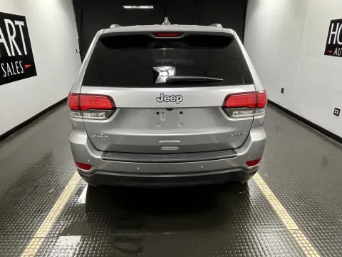 More photos of 2020 Jeep Grand Cherokee Laredo E at Hobart Auto Sales, IN