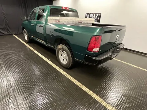 More photos of 2022 Ram 1500 Classic Tradesman at Hobart Auto Sales, IN