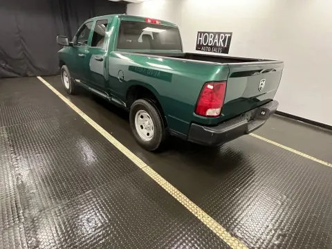 More photos of 2022 Ram 1500 Classic Tradesman at Hobart Auto Sales, IN