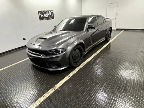 Another view of 2016 Dodge Charger SE for sale in Hobart, IN at Hobart Auto Sales