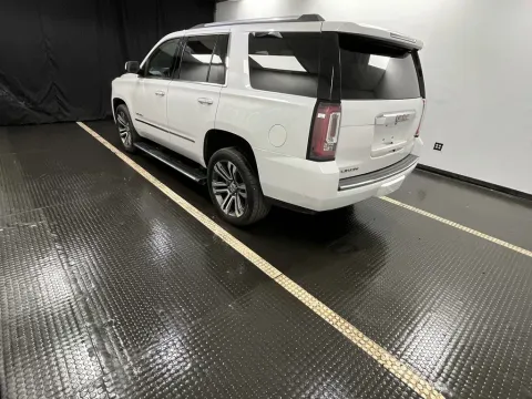 More photos of 2020 GMC Yukon Denali at Hobart Auto Sales, IN