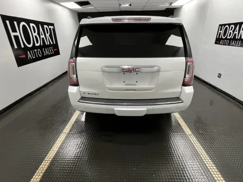 More photos of 2020 GMC Yukon Denali at Hobart Auto Sales, IN
