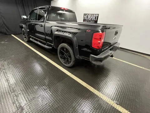 More photos of 2017 Chevrolet Silverado 1500 LT at Hobart Auto Sales, IN