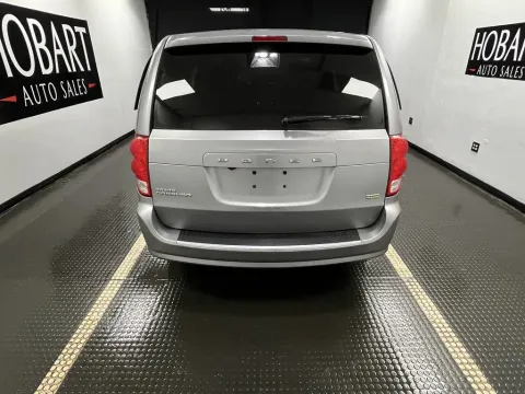 More photos of 2018 Dodge Grand Caravan SE at Hobart Auto Sales, IN