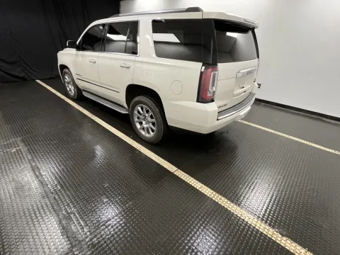 More photos of 2015 GMC Yukon Denali at Hobart Auto Sales, IN