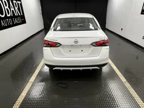 More photos of 2022 Nissan Versa SV at Hobart Auto Sales, IN