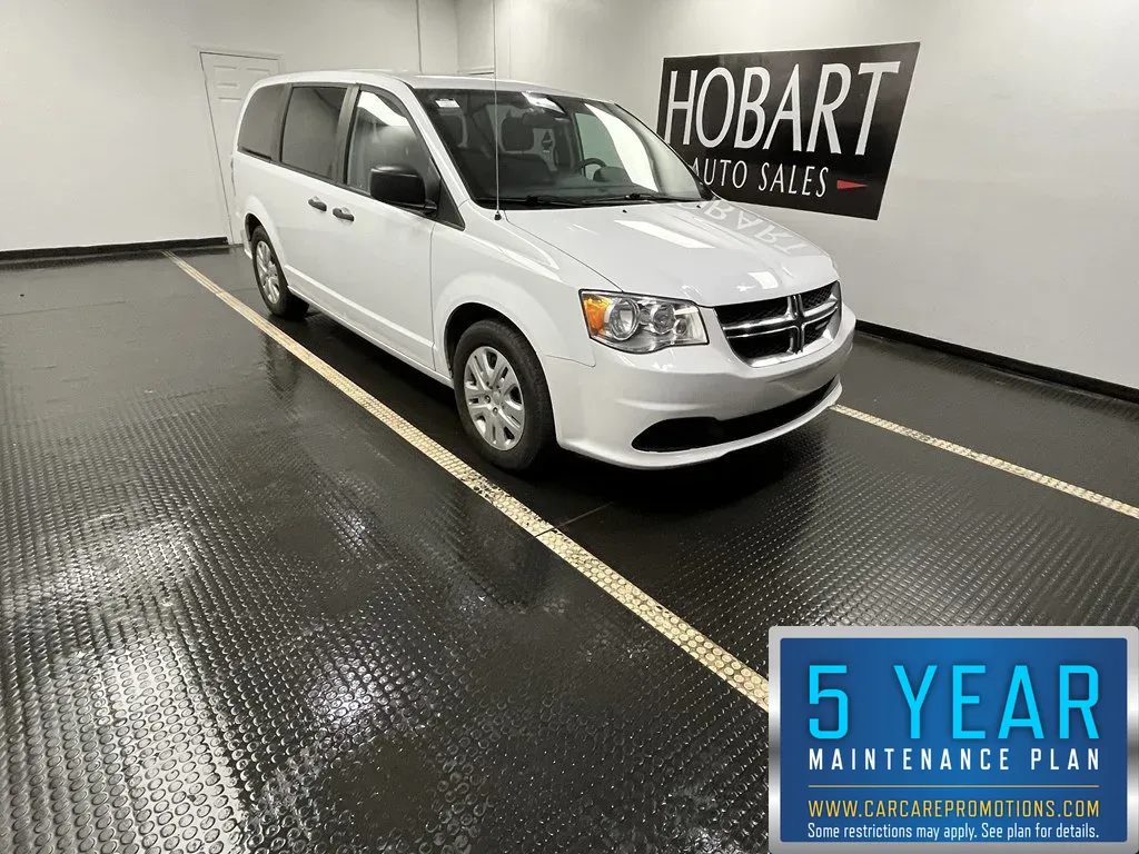 White 2019 Dodge Grand Caravan SE for sale in Hobart, IN