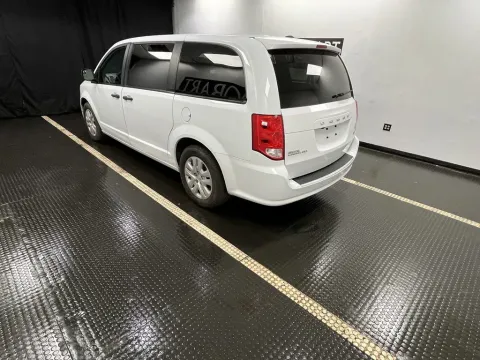 More photos of 2019 Dodge Grand Caravan SE at Hobart Auto Sales, IN