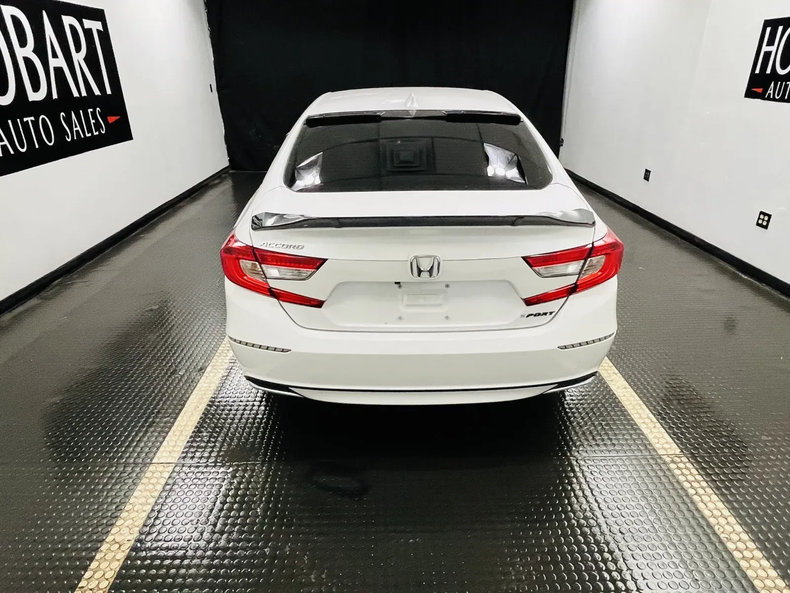 More photos of 2021 Honda Accord Sedan LX at Hobart Auto Sales, IN