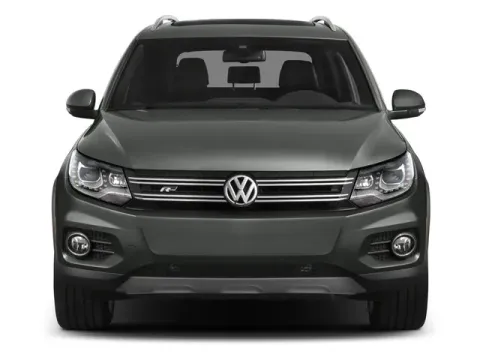 More photos of 2016 Volkswagen Tiguan at Hobart Auto Sales, IN