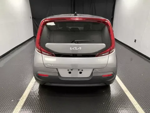 More photos of 2022 Kia Soul LX at Hobart Auto Sales, IN