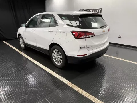 More photos of 2022 Chevrolet Equinox LS at Hobart Auto Sales, IN
