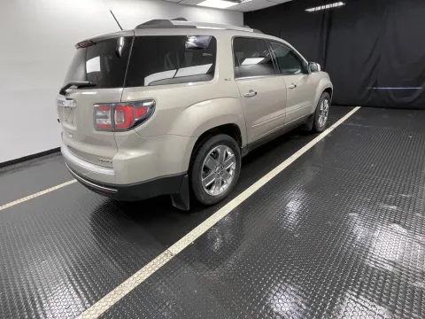 More photos of 2017 GMC Acadia Limited at Hobart Auto Sales, IN
