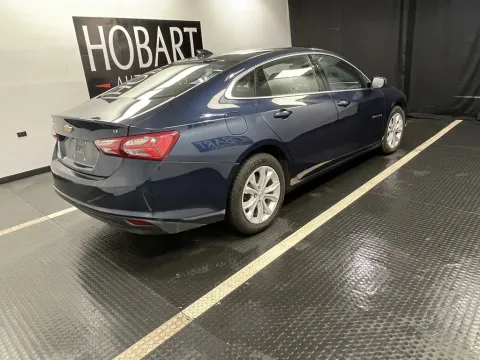 More photos of 2022 Chevrolet Malibu LT at Hobart Auto Sales, IN