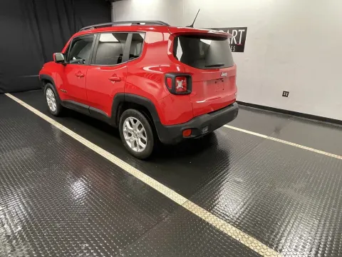 More photos of 2017 Jeep Renegade Latitude at Hobart Auto Sales, IN