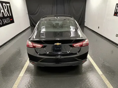 More photos of 2022 Chevrolet Malibu LT at Hobart Auto Sales, IN