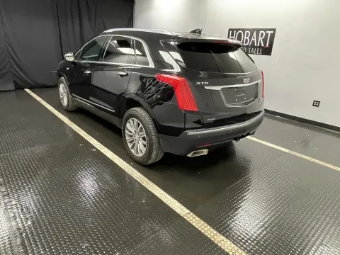 More photos of 2017 Cadillac XT5 Luxury AWD at Hobart Auto Sales, IN