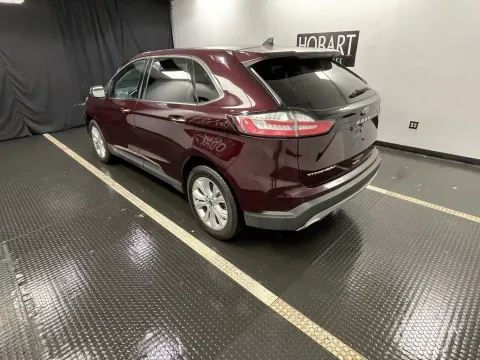 More photos of 2021 Ford Edge Titanium at Hobart Auto Sales, IN