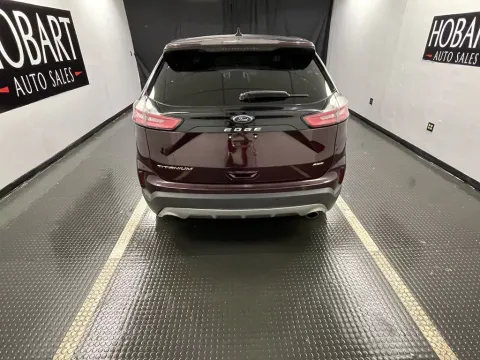 More photos of 2021 Ford Edge Titanium at Hobart Auto Sales, IN