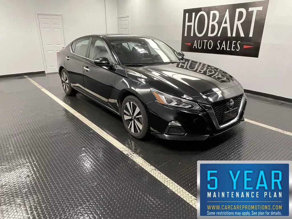 2023 Nissan Altima 2.5 SV for sale in Hobart, IN
