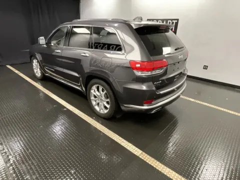 More photos of 2016 Jeep Grand Cherokee Summit at Hobart Auto Sales, IN
