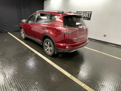 More photos of 2018 Toyota RAV4 at Hobart Auto Sales, IN